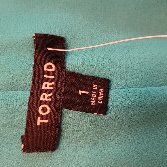 Torrid crop jacket - Picture 5 of 8